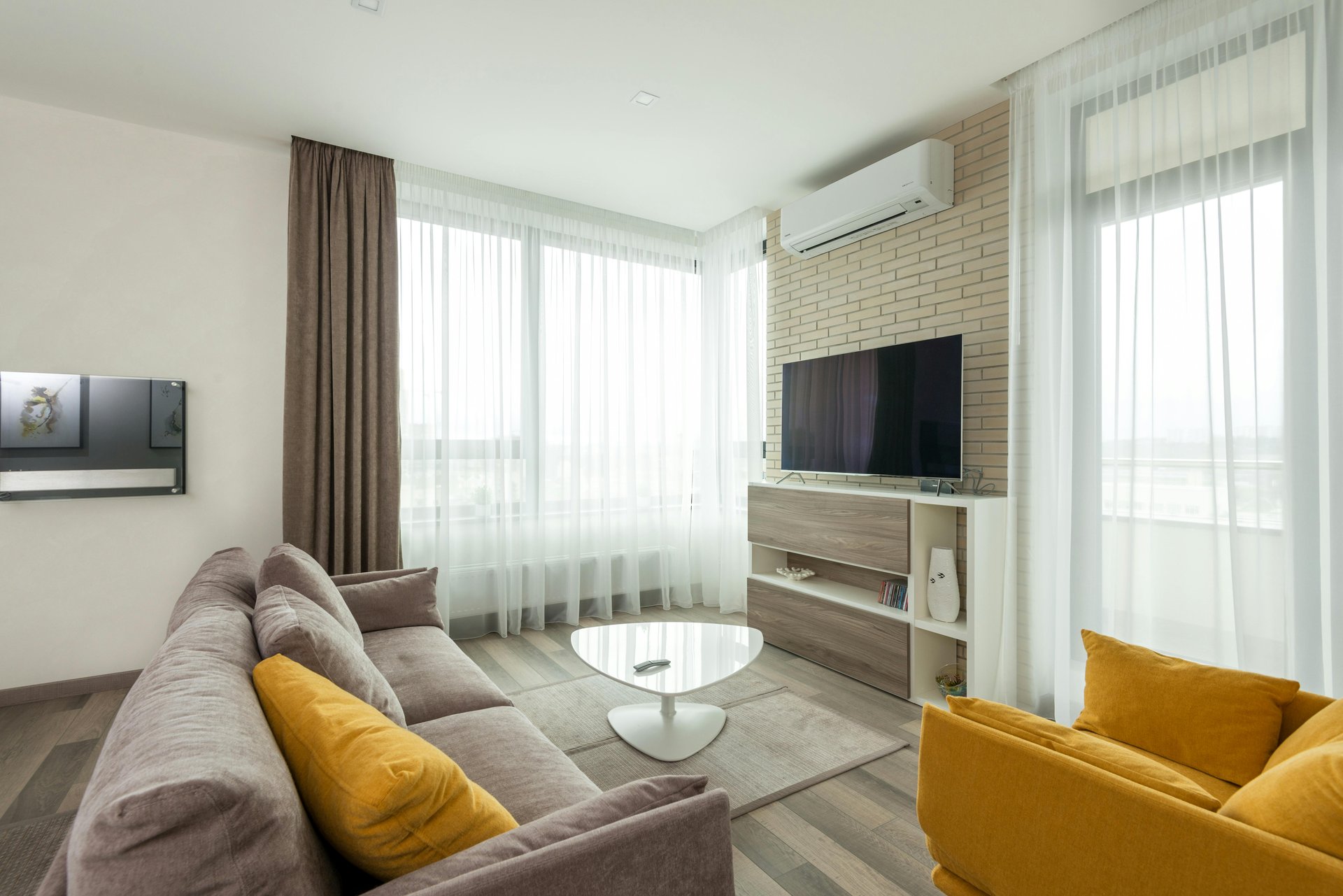 Comfortable Avondale home with modern air conditioning system